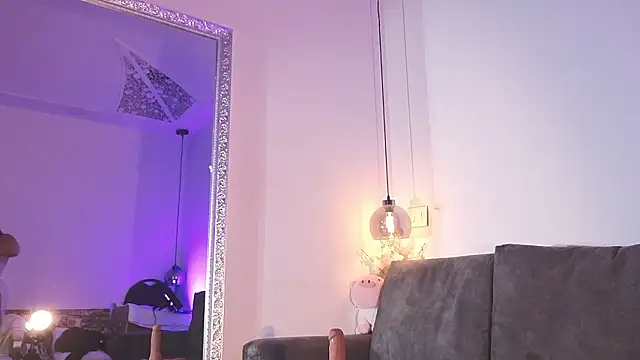 Isabella francoo online show from March 20, 11:48 am