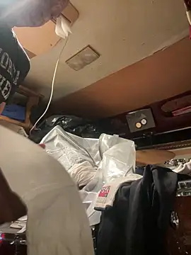 Snapshot of Allin4you2seeme chatting on March 6, 5:15 am Allin4you2seeme online show from March 6, 5:15 am