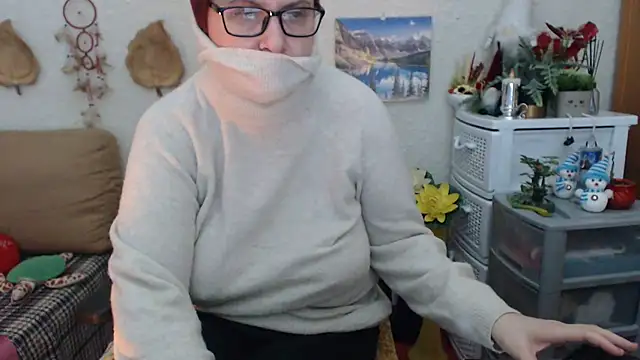 PlayfullMature online show from February 14, 9:56 am