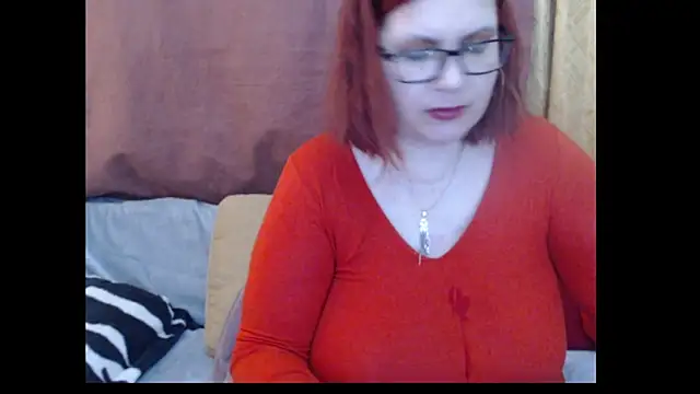 Snapshot of PlayfullMature chatting on May 8, 11:15 am PlayfullMature online show from May 8, 11:15 am
