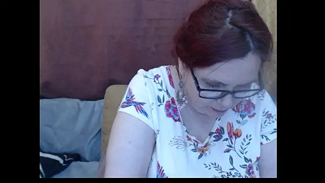 Snapshot of PlayfullMature chatting on May 11, 10:43 am PlayfullMature online show from May 11, 10:43 am