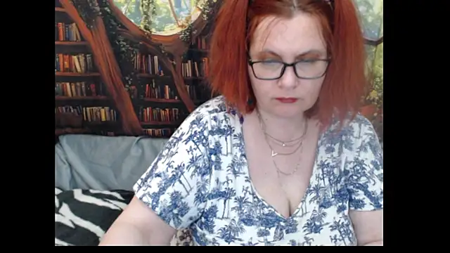 Snapshot of PlayfullMature chatting on May 30, 3:42 pm PlayfullMature online show from May 30, 3:42 pm
