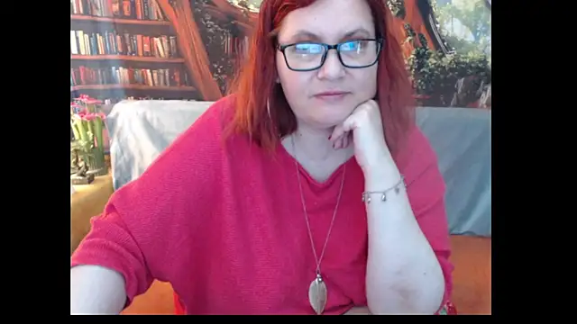 Snapshot of PlayfullMature chatting on June 7, 2:43 pm PlayfullMature online show from June 7, 2:43 pm