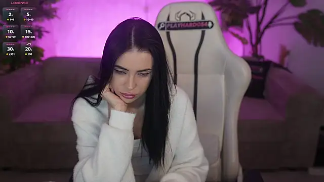 Tina Breeze online show from April 16, 7:42 am