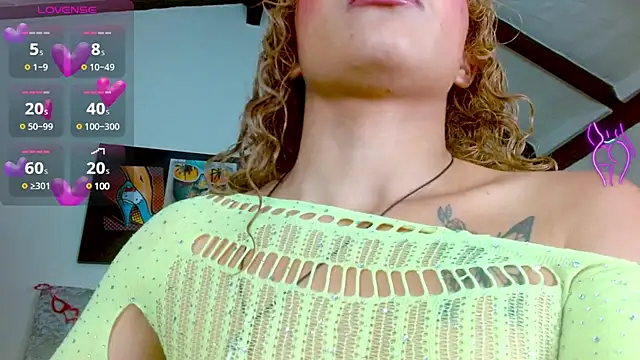 Eva Hoot online show from February 24, 1:31 pm