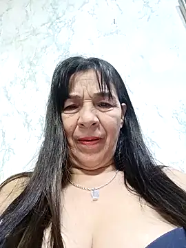 Snapshot of biancchi chatting on May 20, 12:33 pm biancchi online show from May 20, 12:33 pm