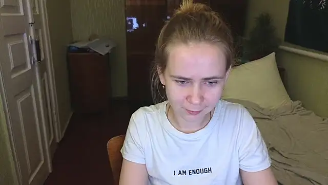 Snapshot of Riley_Roo chatting on January 10, 8:59 pm Riley Roo online show from January 10, 8:59 pm