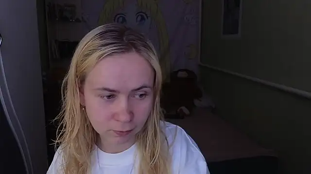 Snapshot of Riley_Roo chatting on March 25, 9:04 am Riley Roo online show from March 25, 9:04 am