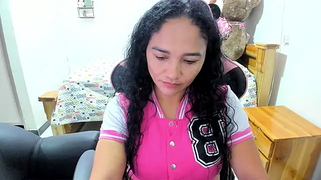 rayza mature 154 online show from May 24, 4:12 pm