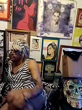 Snapshot of Mune_Raez_6 chatting on September 19, 4:18 pm Mune Raez 6 online show from September 19, 4:18 pm