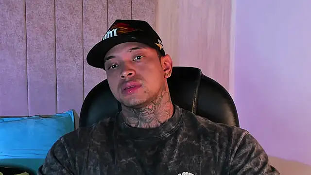 Stiven collins online show from March 22, 8:07 am