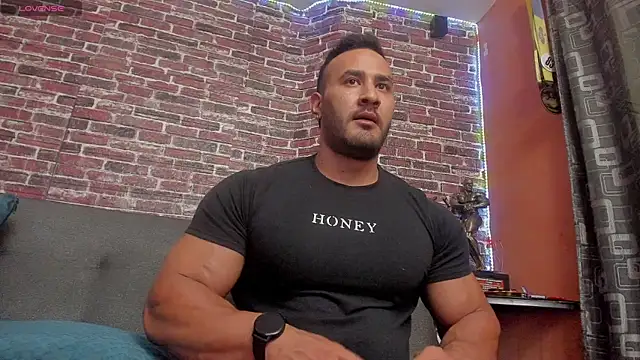 curt xxx online show from March 13, 5:22 am