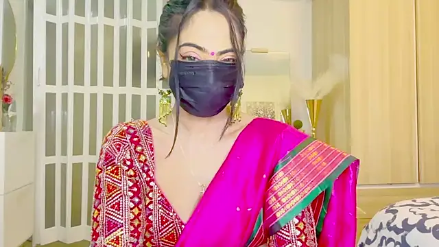 Monalisadon018 online show from April 21, 1:42 am