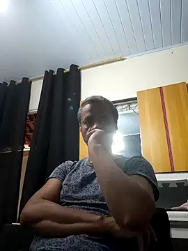 Snapshot of JeanJavert chatting on December 15, 3:53 pm JeanJavert online show from December 15, 3:53 pm