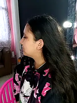 Snapshot of Cute_Penelope chatting on January 21, 12:07 pm Cute Penelope online show from January 21, 12:07 pm