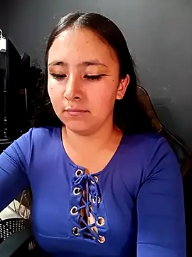 Snapshot of Cute_Penelope chatting on February 17, 12:05 pm Cute Penelope online show from February 17, 12:05 pm