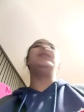 Snapshot of Cute_Penelope chatting on November 11, 11:21 am Cute Penelope online show from November 11, 11:21 am