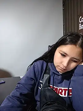 Cute Penelope online show from July 17, 11:06 am
