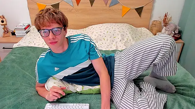 Fandi 777 online show from September 19, 4:18 pm