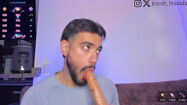 Snapshot of JeycobxBraand chatting on December 20, 12:19 am JeycobxBraand online show from December 20, 12:19 am