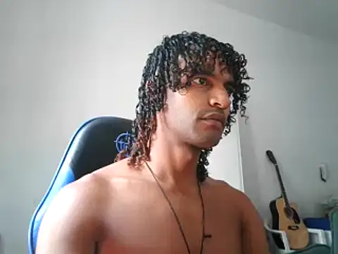 Snapshot of gerson173Hugo chatting on January 24, 1:36 pm gerson173Hugo online show from January 24, 1:36 pm