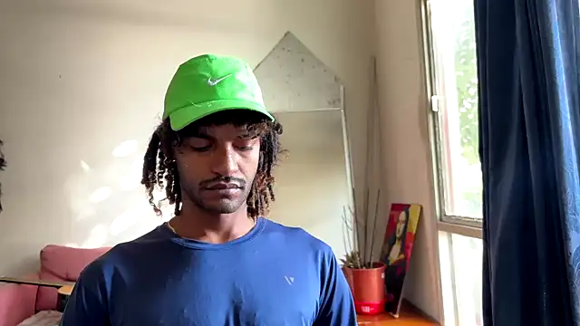 Snapshot of gerson173Hugo chatting on September 9, 11:21 am gerson173Hugo online show from September 9, 11:21 am