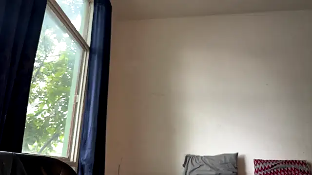 Snapshot of gerson173Hugo chatting on October 27, 1:15 pm gerson173Hugo online show from October 27, 1:15 pm