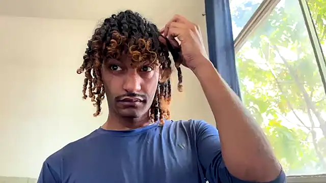 Snapshot of gerson173Hugo chatting on November 11, 11:54 am gerson173Hugo online show from November 11, 11:54 am