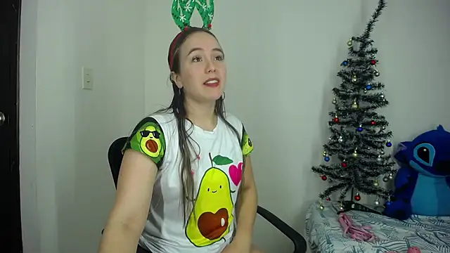 Snapshot of LauraSofia_Cam chatting on December 20, 9:16 am LauraSofia Cam online show from December 20, 9:16 am