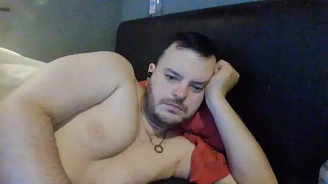 Snapshot of TheSaneDazza chatting on December 15, 1:35 am TheSaneDazza online show from December 15, 1:35 am