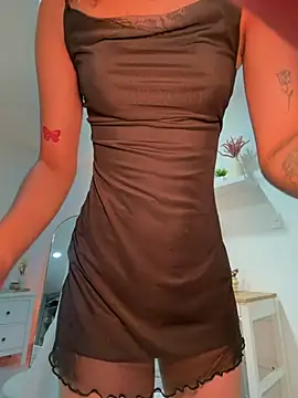 Lianh Benett online show from May 29, 5:38 am