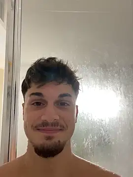 Snapshot of Hank_04 chatting on September 17, 3:57 pm Hank 04 online show from September 17, 3:57 pm