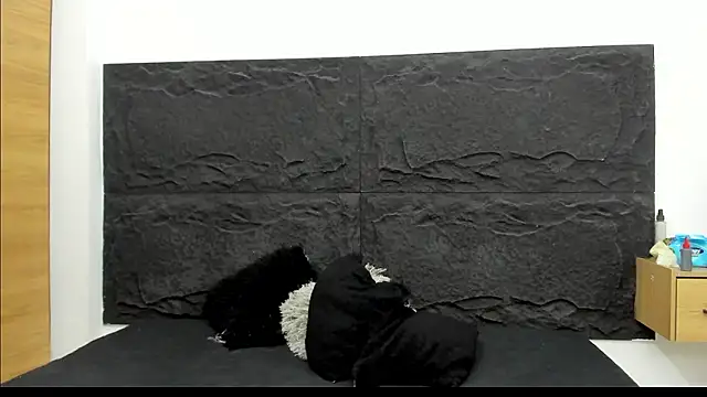 emakross online show from February 5, 12:04 am