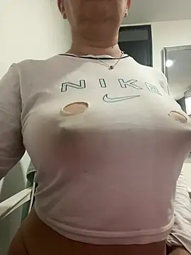 ruby santana777 online show from April 22, 8:32 pm