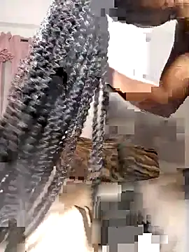 Snapshot of Bella045 chatting on February 20, 7:52 pm Bella045 online show from February 20, 7:52 pm