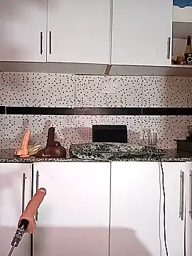 Snapshot of Bella045 chatting on September 29, 2:22 pm Bella045 online show from September 29, 2:22 pm