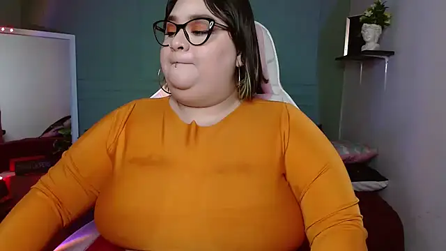 tiffany laurens online show from December 6, 9:43 am