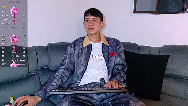 Mr daren  online show from November 28, 7:16 pm