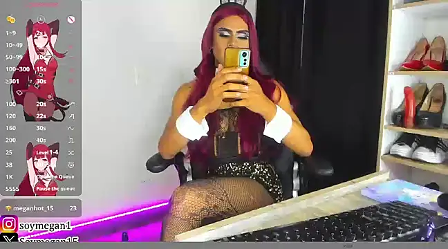 Megan Hot15 online show from March 19, 9:06 am