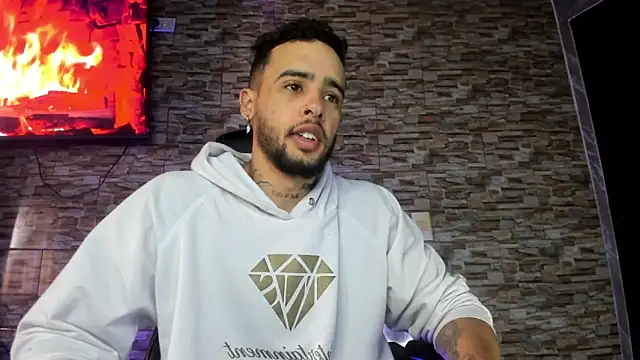 Snapshot of Seth_Owner chatting on February 6, 1:54 pm Seth Owner online show from February 6, 1:54 pm