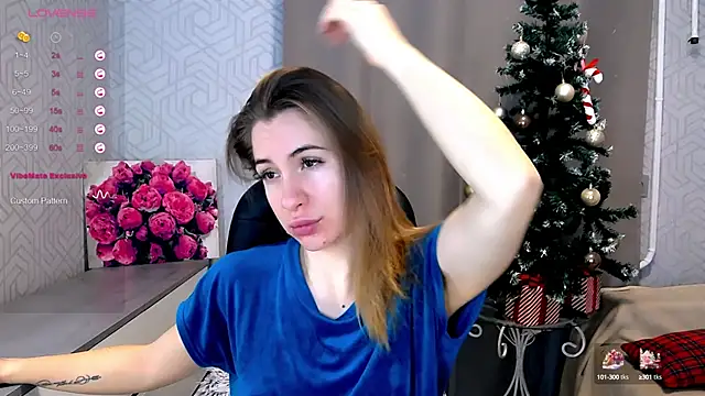 Snapshot of Naughty__Megan chatting on January 12, 5:03 am Naughty Megan online show from January 12, 5:03 am