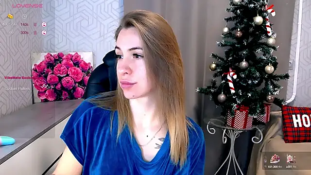 Snapshot of Naughty__Megan chatting on January 15, 10:17 am Naughty Megan online show from January 15, 10:17 am