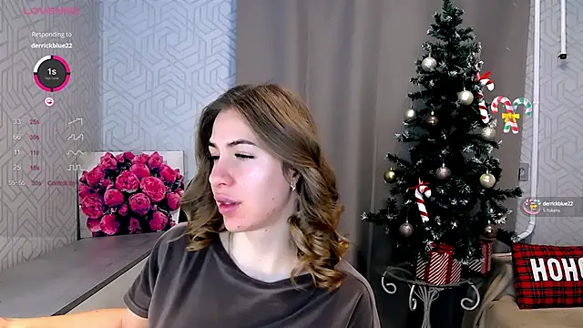 Snapshot of Naughty__Megan chatting on January 19, 5:05 am Naughty Megan online show from January 19, 5:05 am