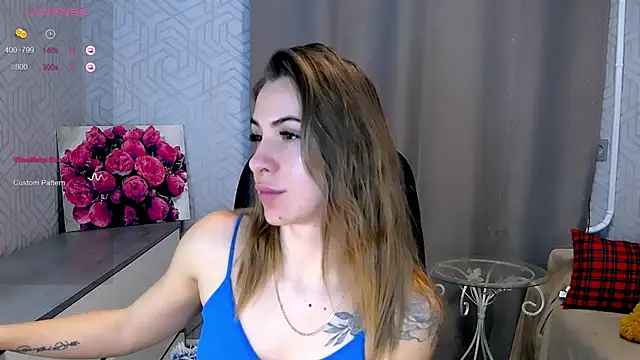 Snapshot of Naughty__Megan chatting on January 27, 3:50 pm Naughty Megan online show from January 27, 3:50 pm