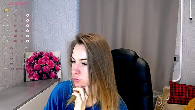 Snapshot of Naughty__Megan chatting on January 28, 6:49 am Naughty Megan online show from January 28, 6:49 am