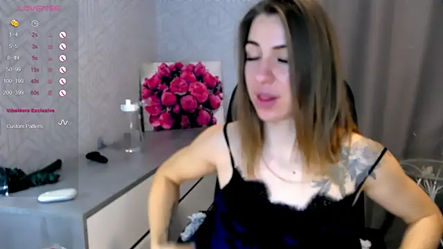 Snapshot of Naughty__Megan chatting on January 31, 8:43 am Naughty Megan online show from January 31, 8:43 am
