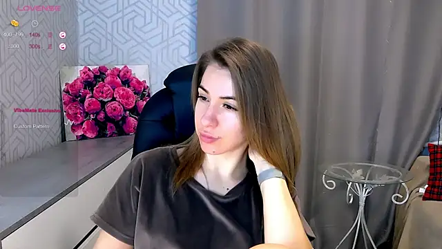 Snapshot of Naughty__Megan chatting on February 3, 6:13 am Naughty Megan online show from February 3, 6:13 am
