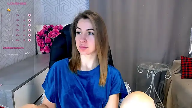 Snapshot of Naughty__Megan chatting on February 17, 9:35 am Naughty Megan online show from February 17, 9:35 am