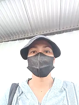 2HotAsain4u online show from December 19, 1:39 am