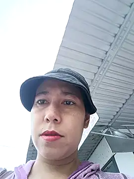 2HotAsain4u online show from December 16, 11:21 pm